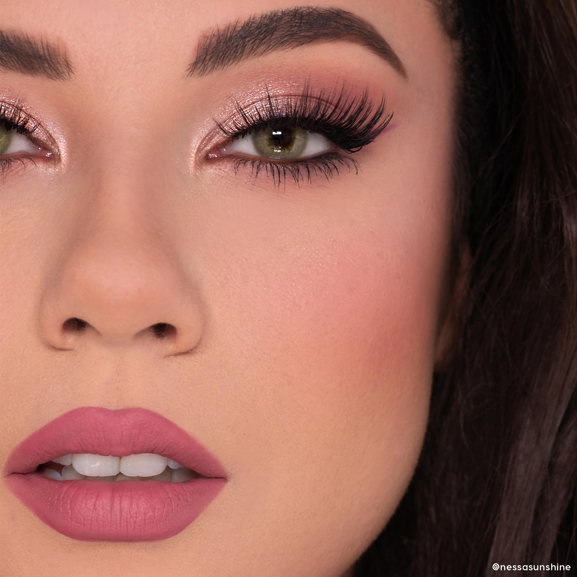 Heart Blush Powder Set - Image 3