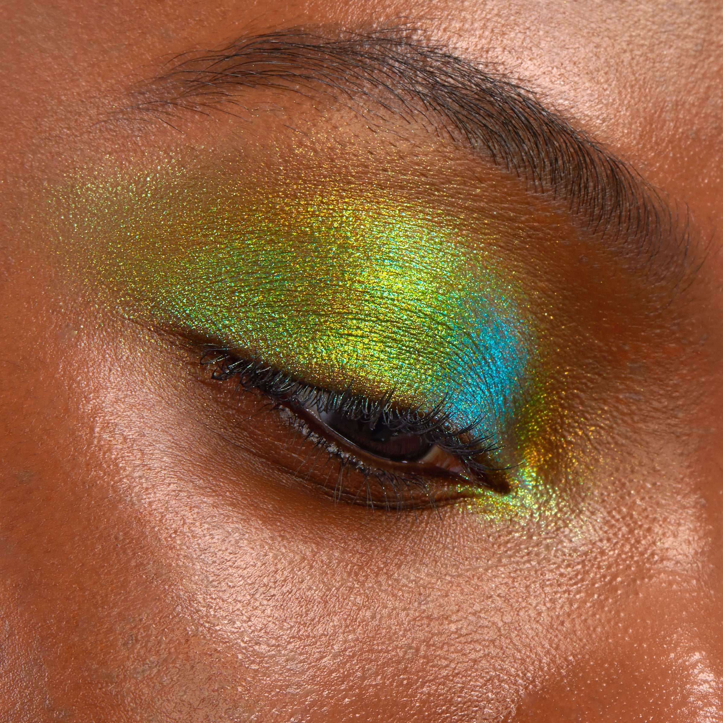 Chrome Liquid Eyeshadow - Image 2