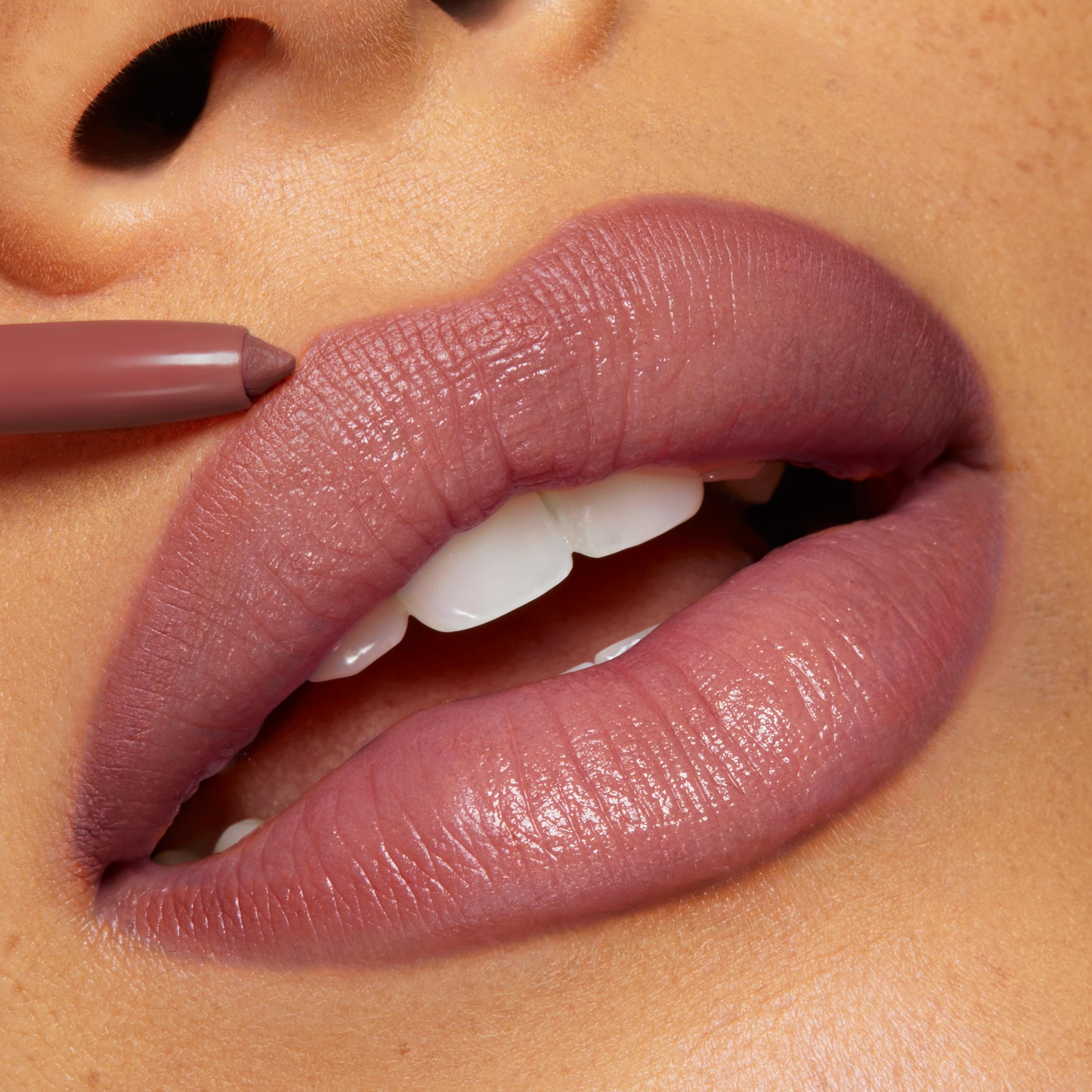 So Juicy Plumping Lip Liner - Image 2